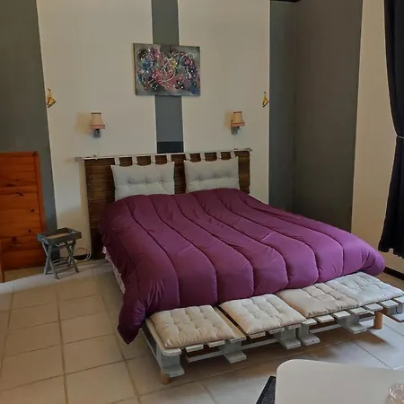 Grand Hourcqs * Pouillon